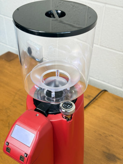 Eureka Olympus 75HS Red
