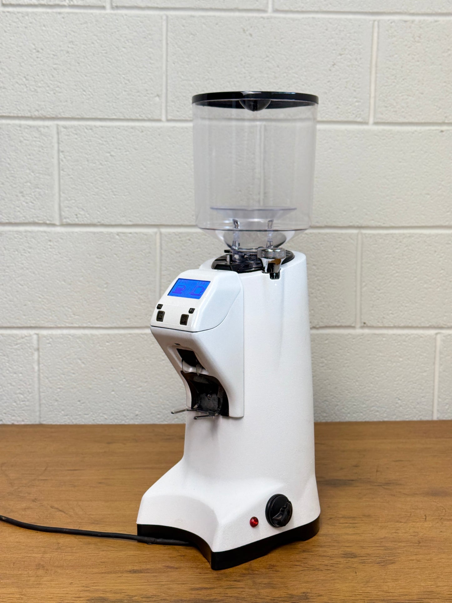 Eureka Olympus 75HS White