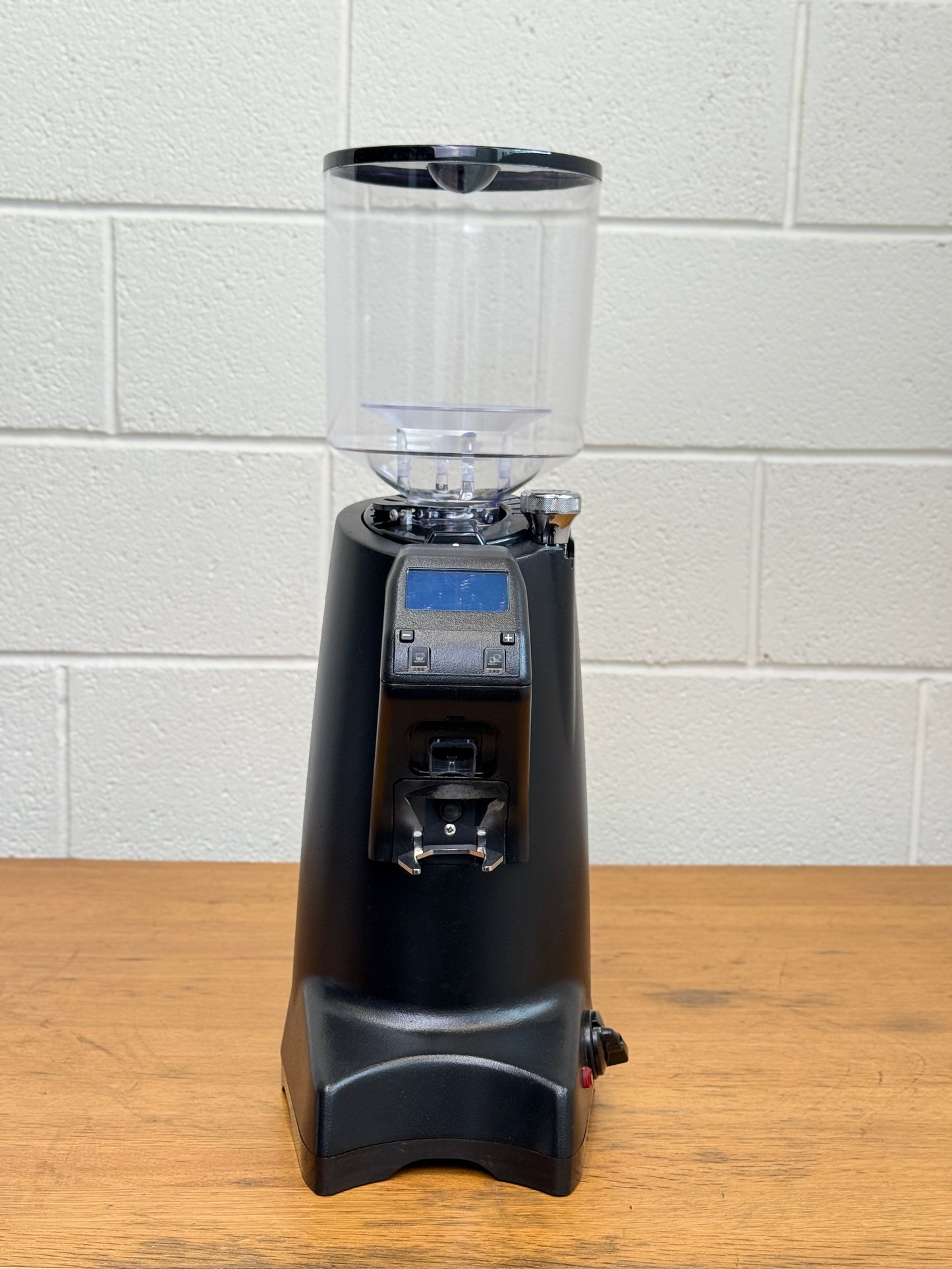 Eureka Olympus 75HS Black